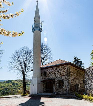 Servetiye Karşı Köyü Taş Cami